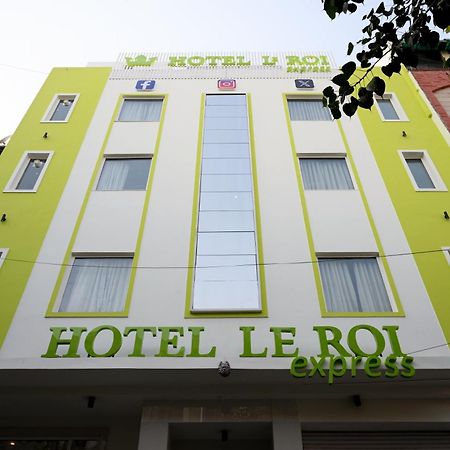 Hotel Le Roi Express Karol Bagh Delhi  Esterno foto