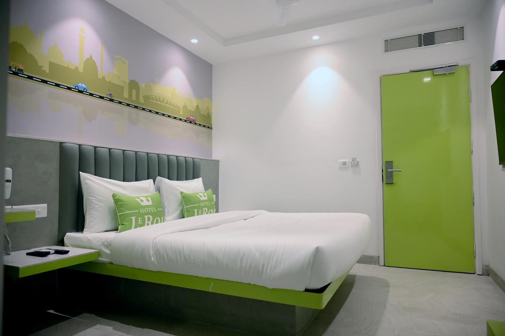 Hotel Le Roi Express Karol Bagh Delhi  Esterno foto